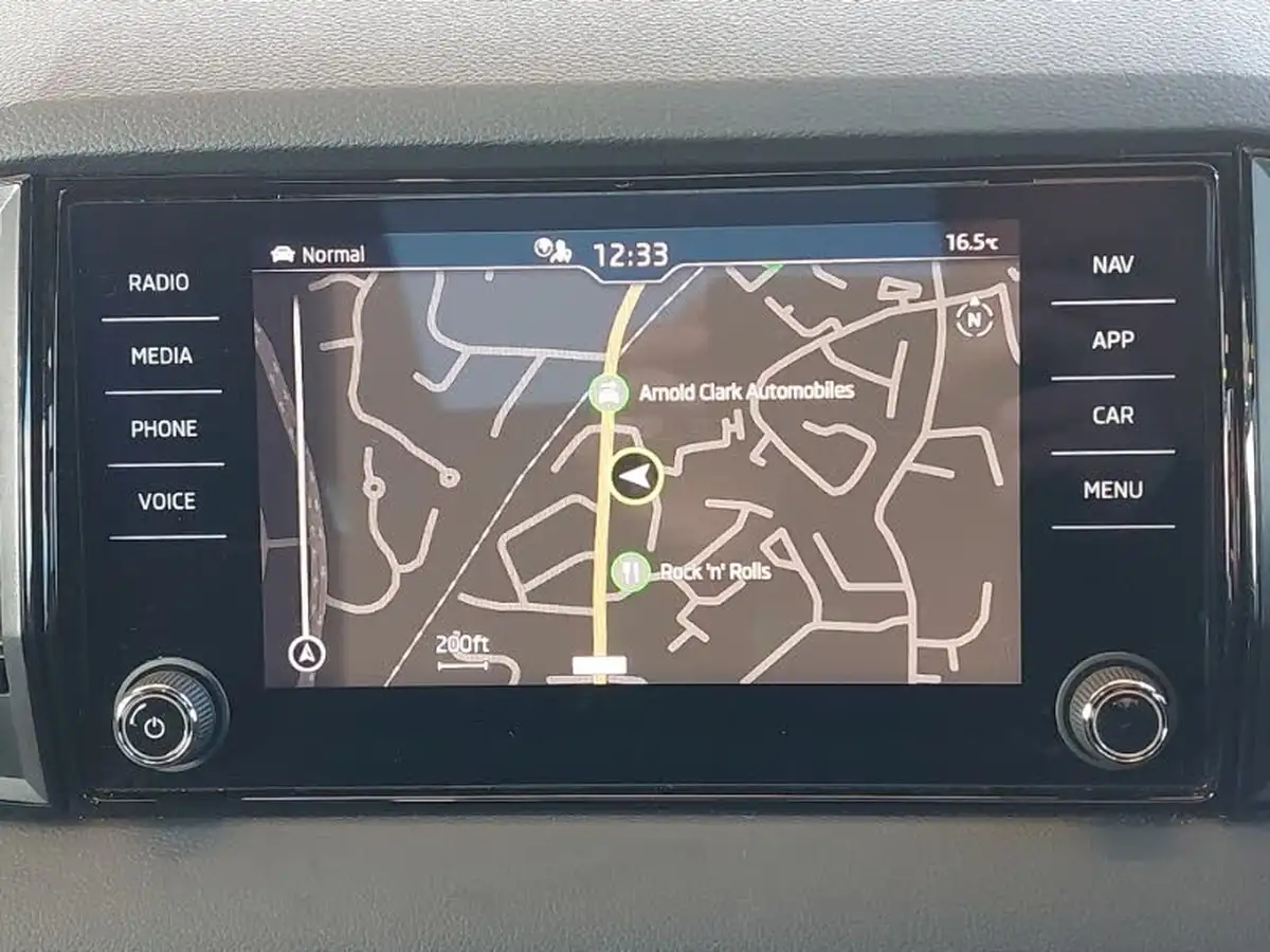 2024-skoda-karoq-20tdi-sportline-4x4-dsg-big-11
