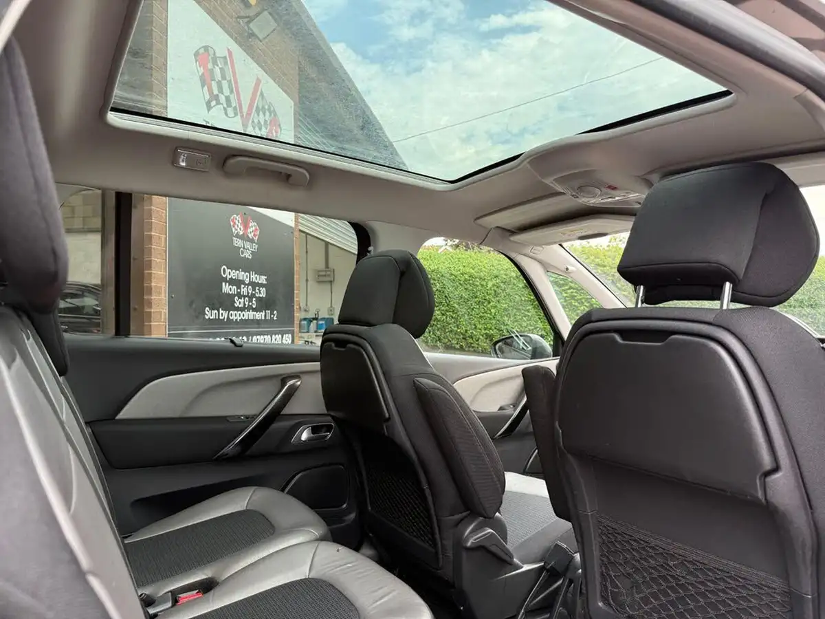2017-citroen-grand-c4-picasso-16bluehdi-flair-big-38