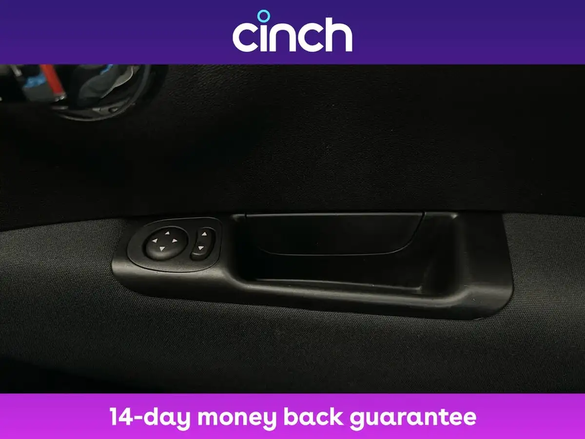 2019-fiat-500-12-lounge-ss-big-28