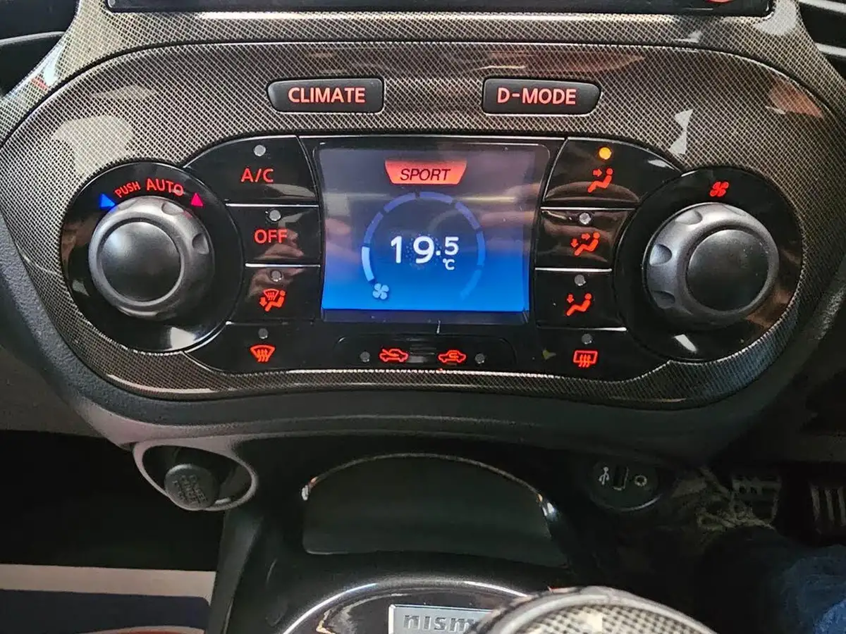 2015-nissan-juke-16-nismo-rs-218ps-big-18