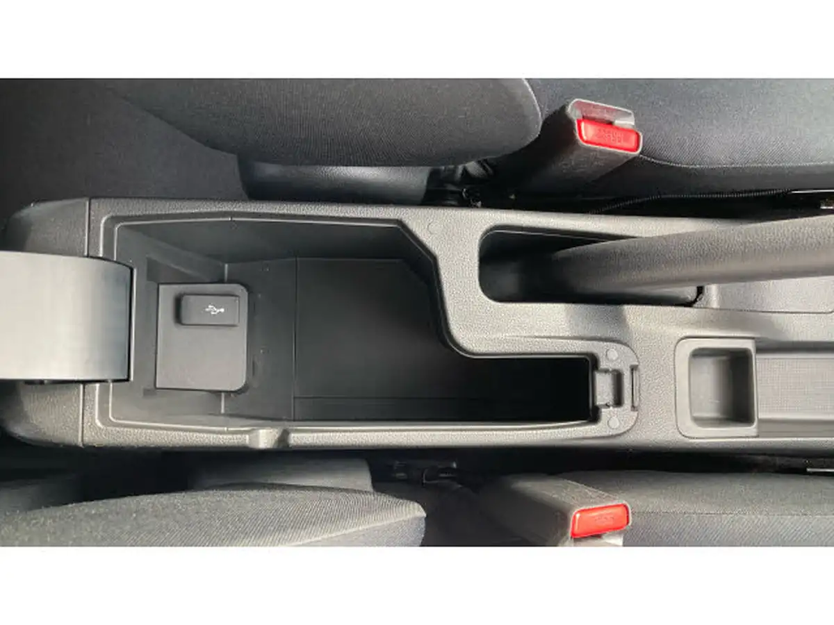 2016-honda-jazz-13-i-vtec-se-big-42