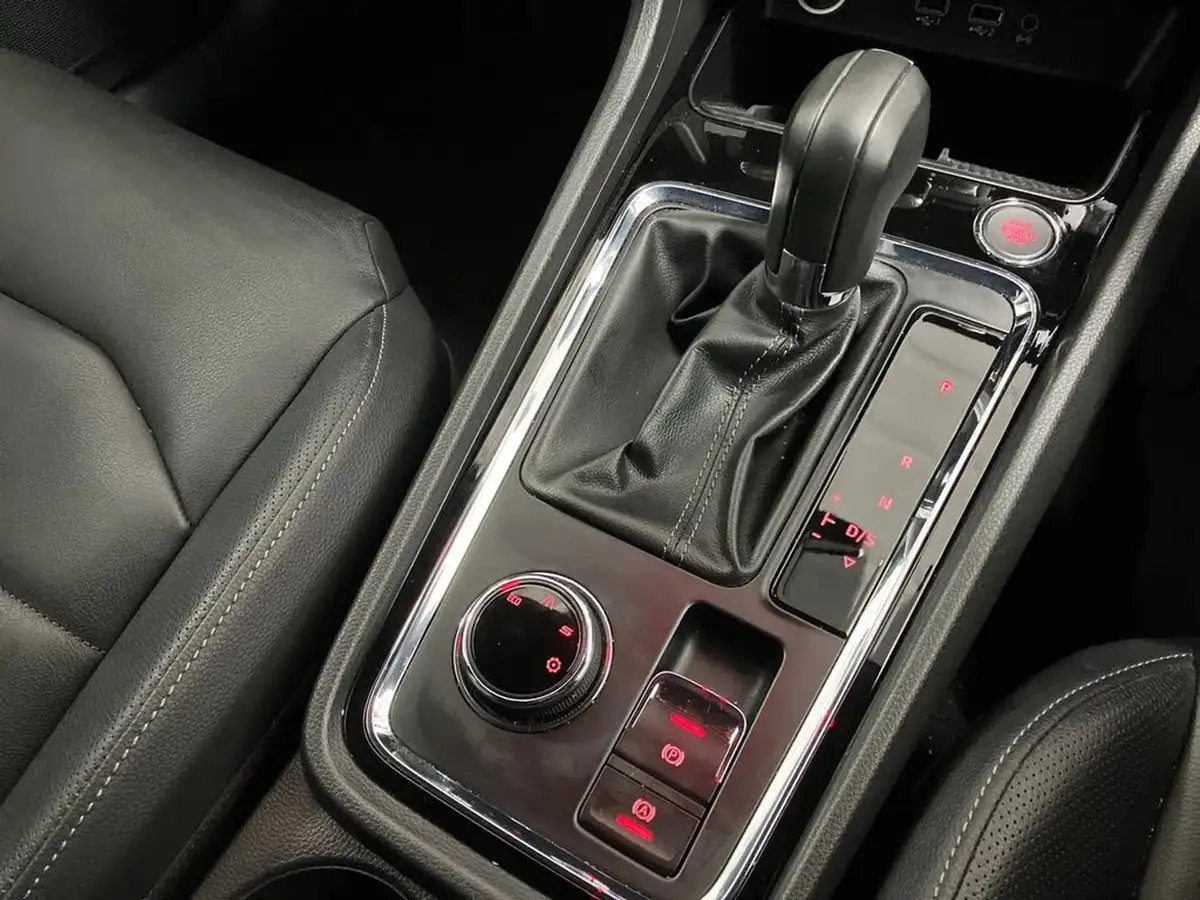 2019-seat-ateca-20tdi-xcellence-lux-150ps-ss-1968cc-dsg-big-41