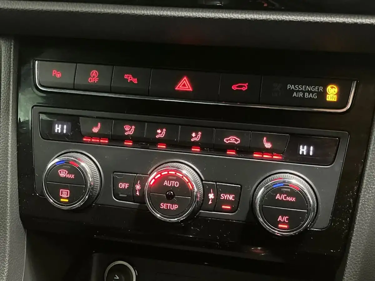 2019-seat-ateca-20tdi-xcellence-lux-150ps-ss-1968cc-dsg-big-13