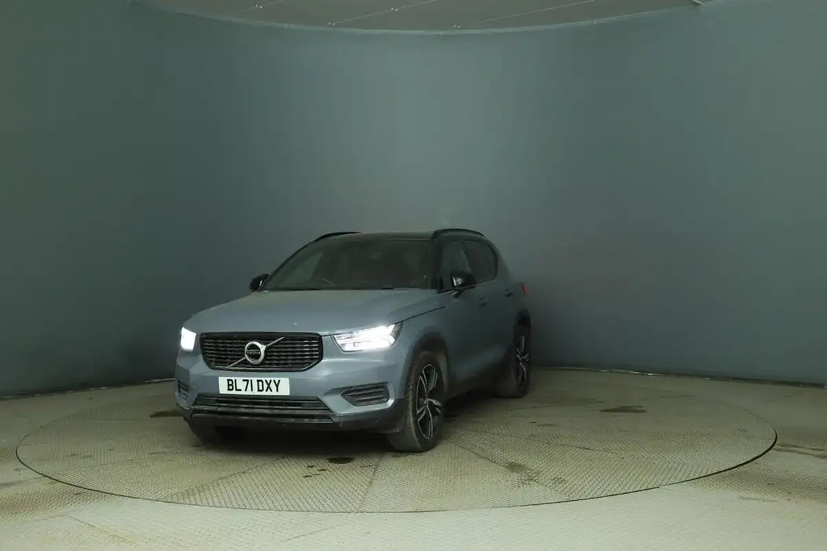 2021-volvo-xc40-20-b4-r-design-194bhp-auto-big-2