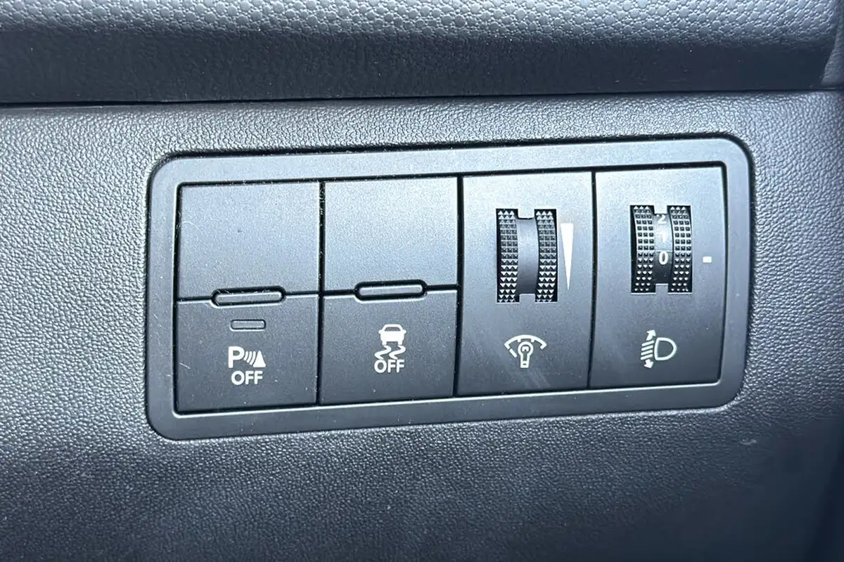 2018-kia-venga-16-3-auto-big-23