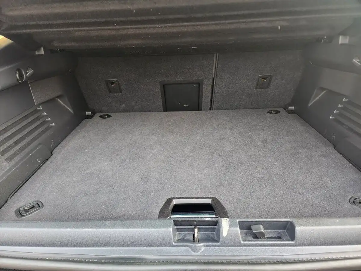 2015-peugeot-3008-crossover-16hdi-active-ss-etg-big-34