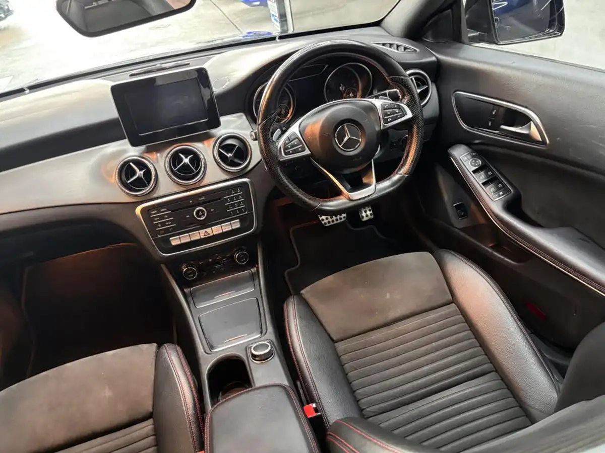 2017-mercedes-benz-cla-21d-cla-220-amg-line-coupe-4d-big-28