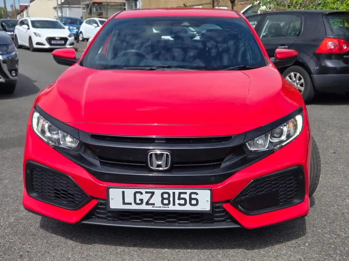 2018-honda-civic-10-vtec-turbo-se-126ps-hatchback-5d-big-4