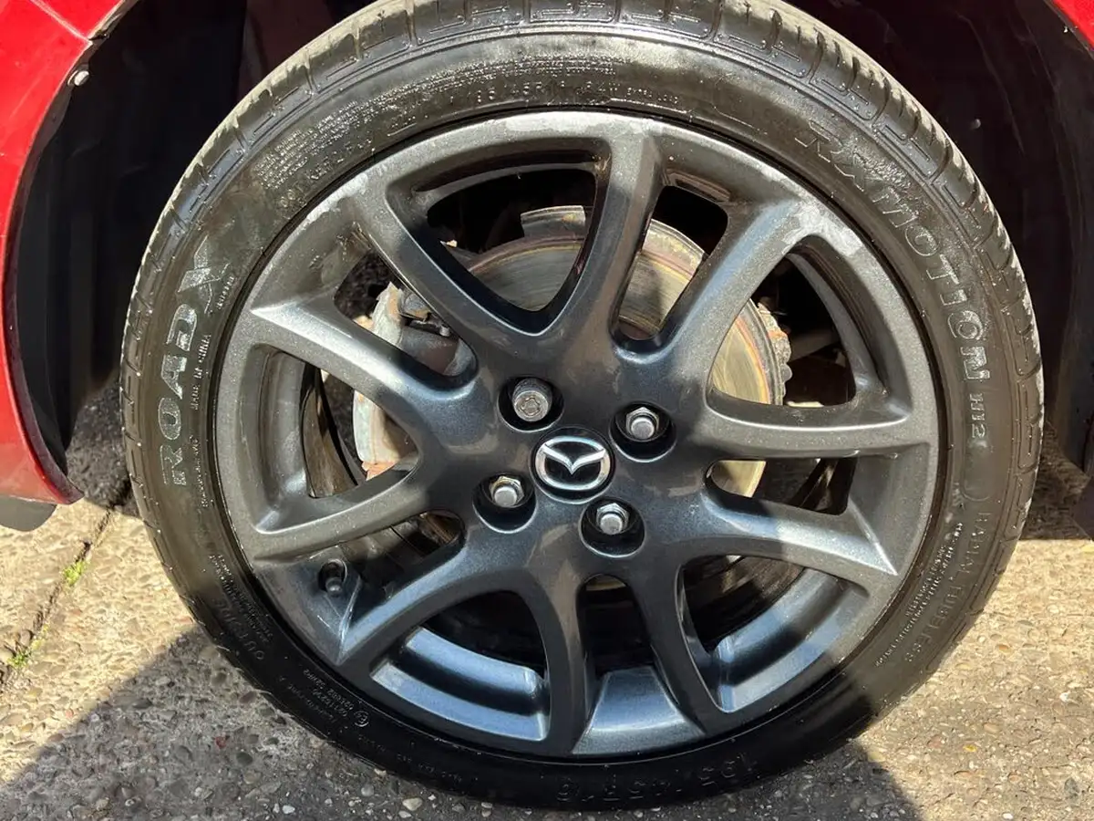 2013-mazda-mazda2-13-venture-big-51