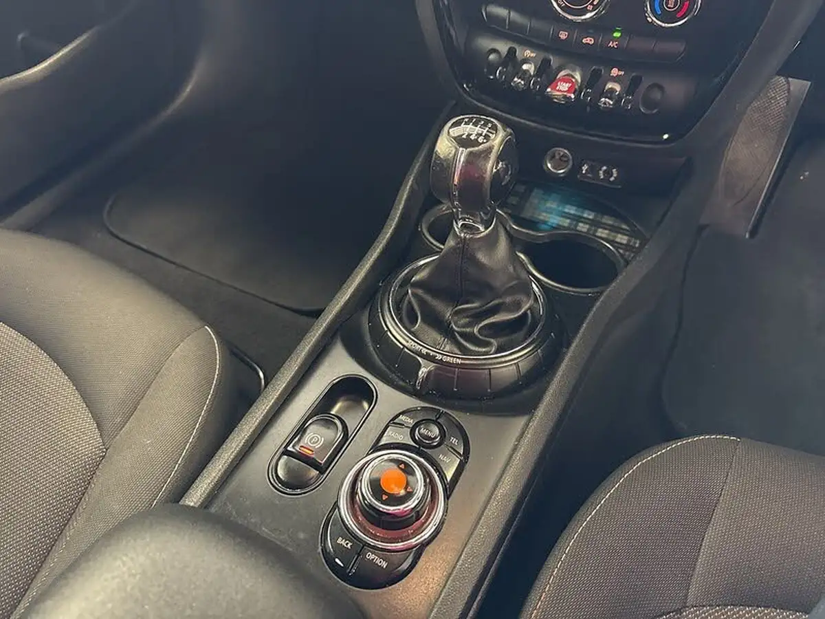 2016-mini-clubman-15-cooper-134bhp-big-16