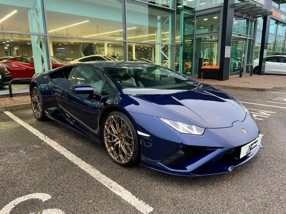 2021-lamborghini-huracan-big-25