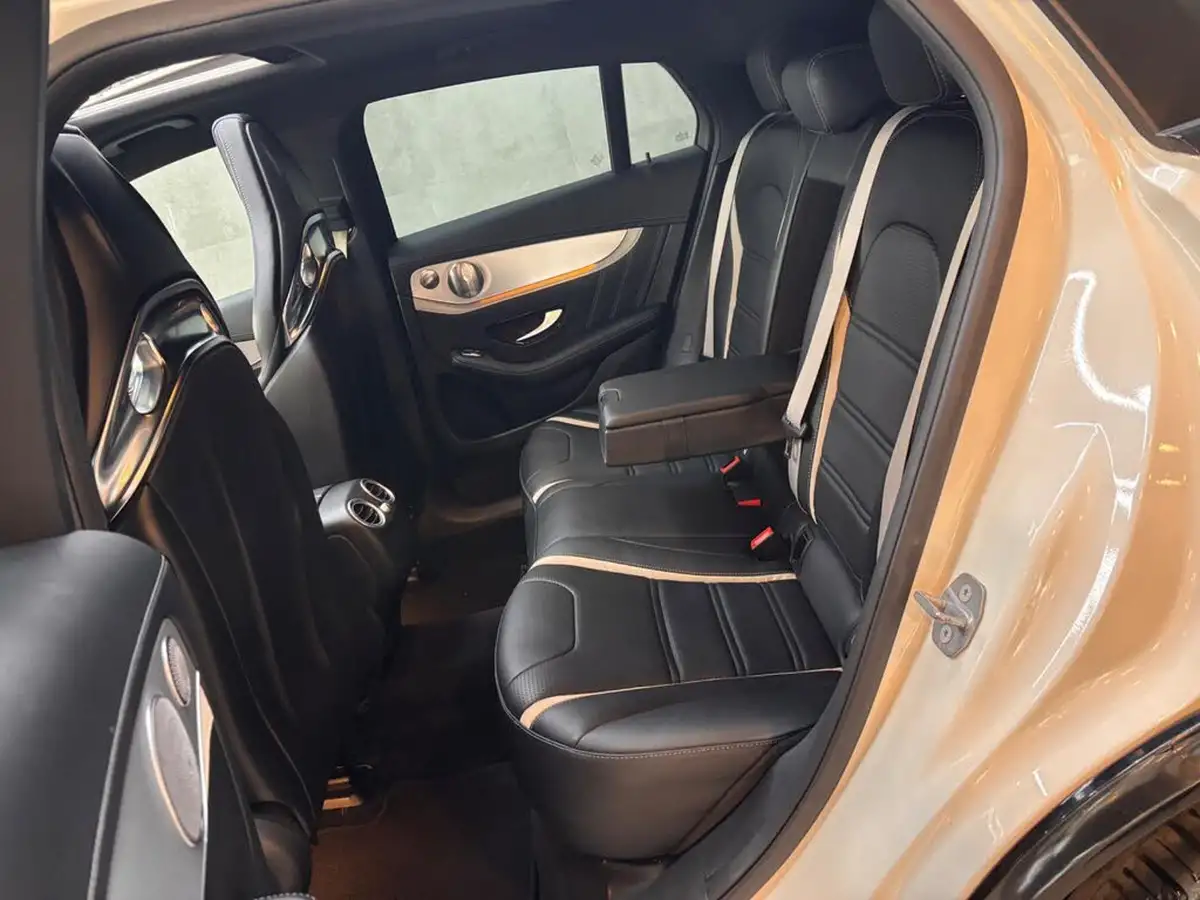 2018-mercedes-benz-glc-class-40-glc-amg-63-s-510ps-premiumss-coupe-4d-big-23