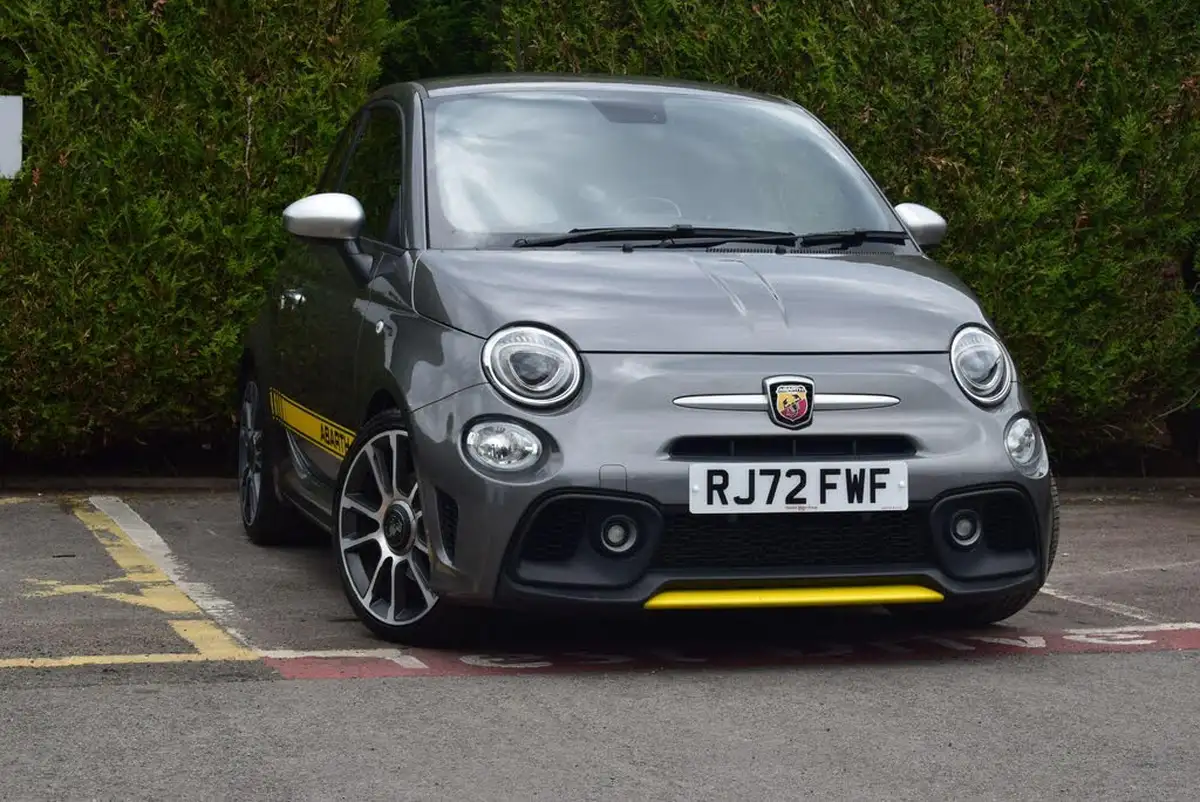 2022-abarth-595-14-tjet-turismo-mta-big-0