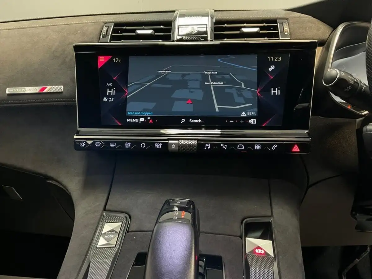 2019-ds-ds-7-crossback-20bluehdi-performance-line-big-49