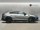 2023-lamborghini-urus-40-no-trim-small-2