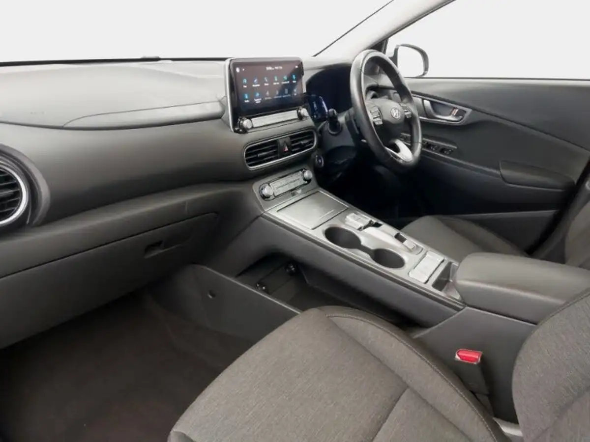 2020-hyundai-kona-e-premium-204ps-big-4