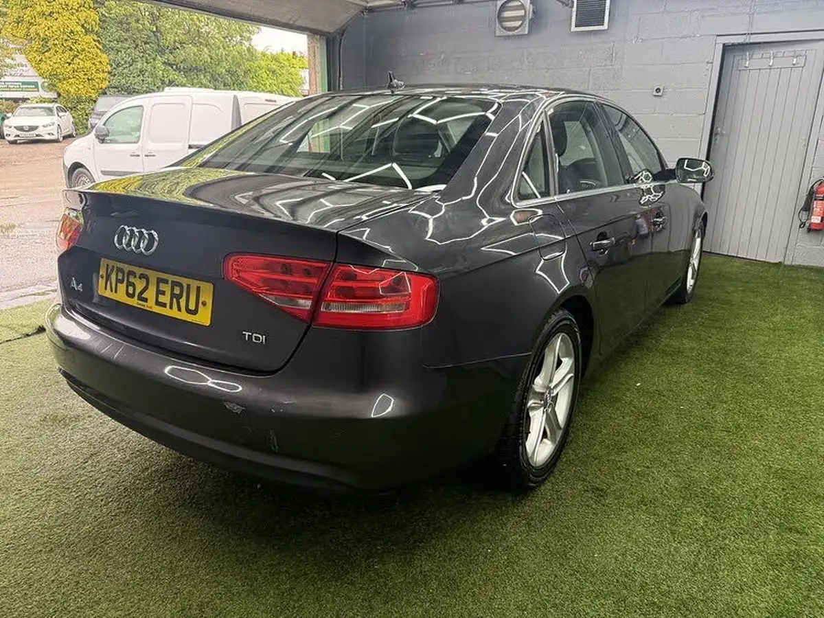 2012-audi-a4-20td-se-technik-136ps-big-8