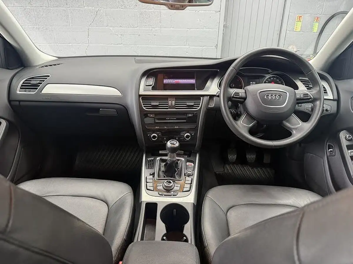 2012-audi-a4-20td-se-technik-136ps-big-32