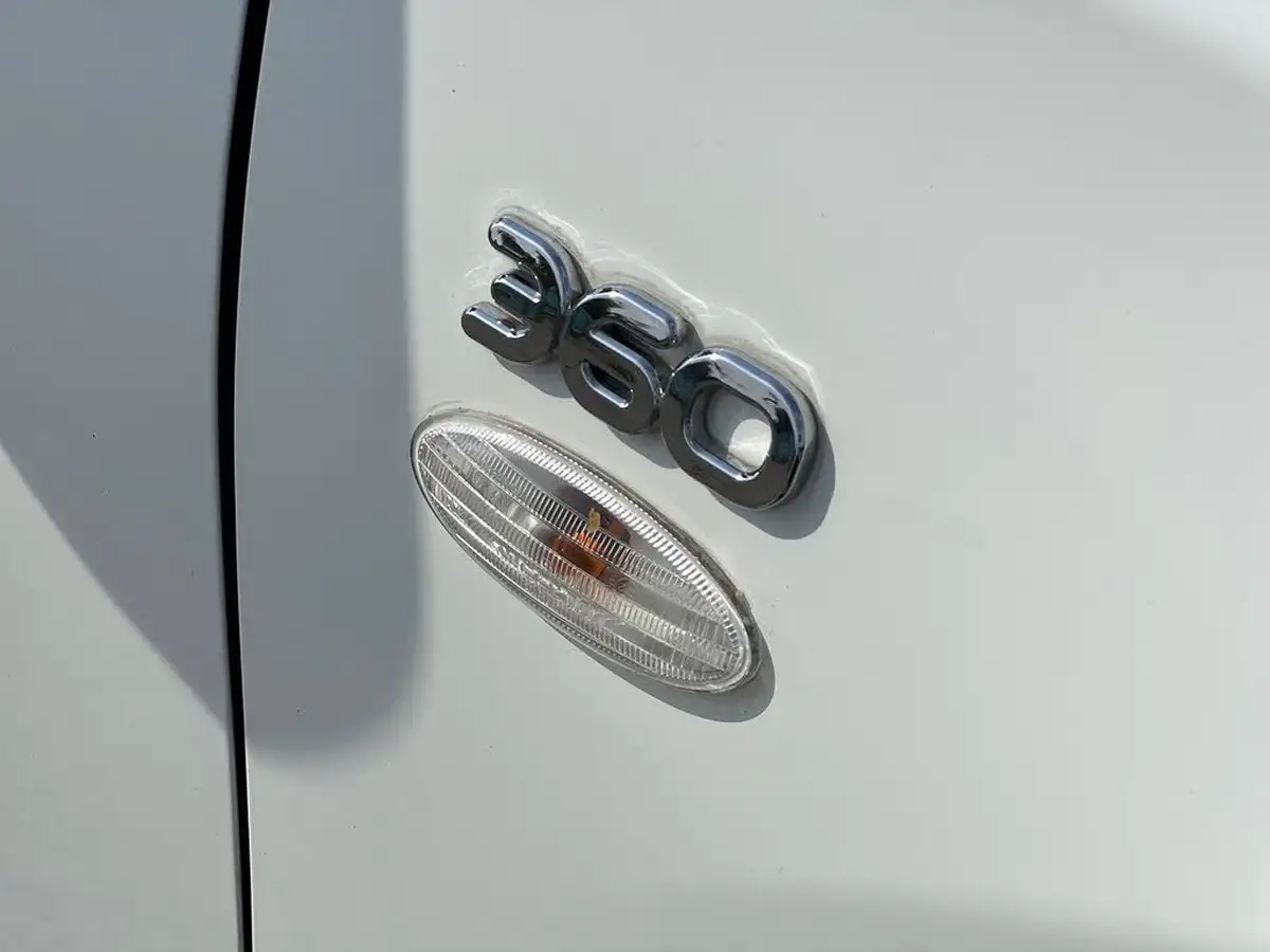 2013-nissan-qashqai-16td-360-big-27