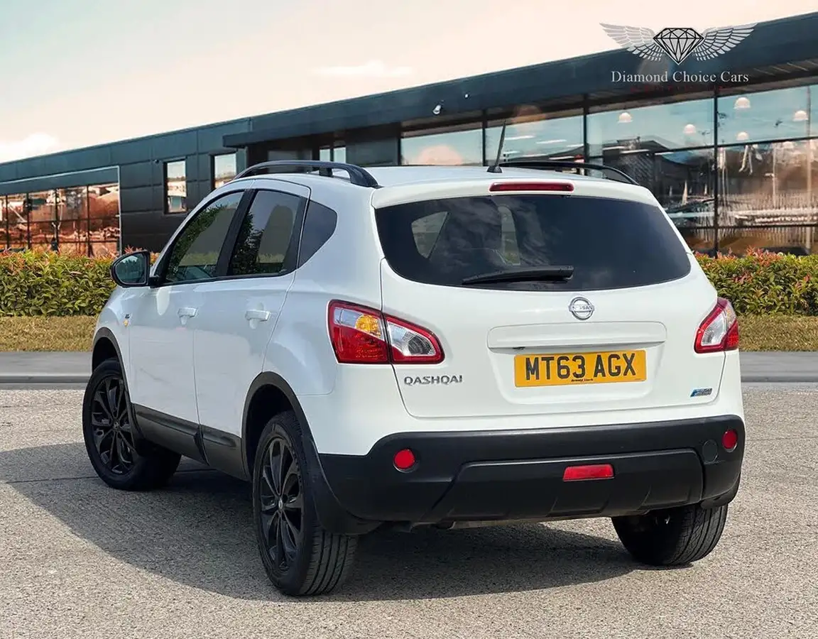 2013-nissan-qashqai-16td-360-big-3