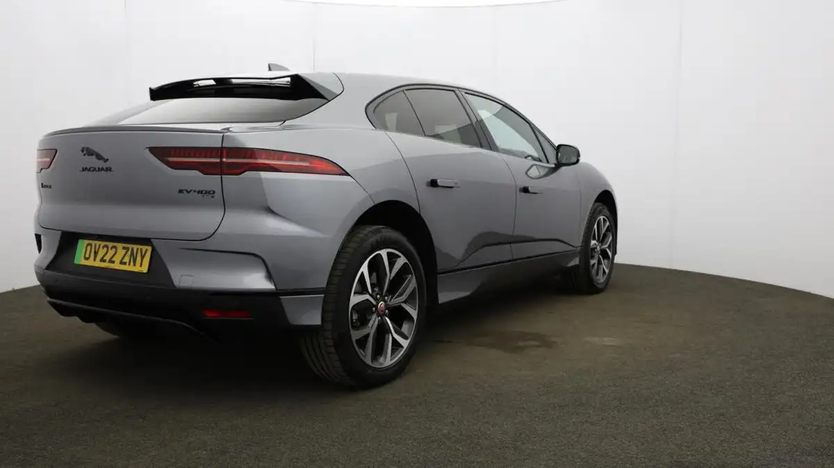 2022-jaguar-i-pace-ev400-hse-black-big-62