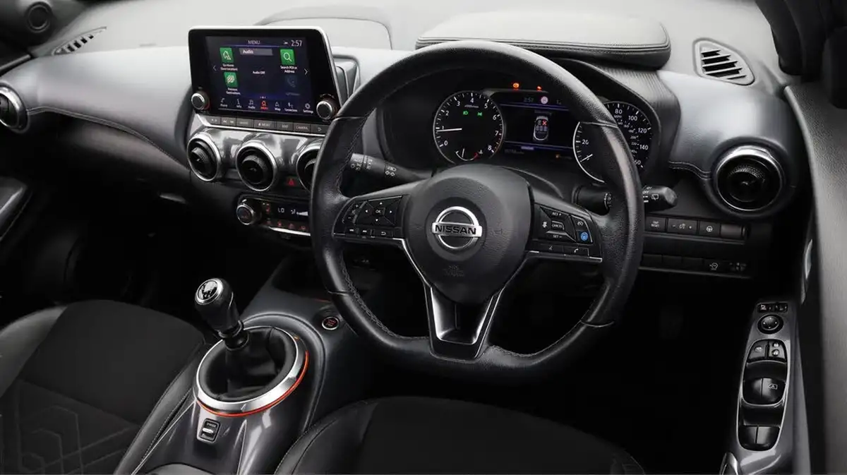 2021-nissan-juke-10-dig-t-tekna-big-9
