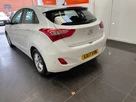 2017-hyundai-i30-16crdi-se-110ps-blue-drive-hatchback-small-7