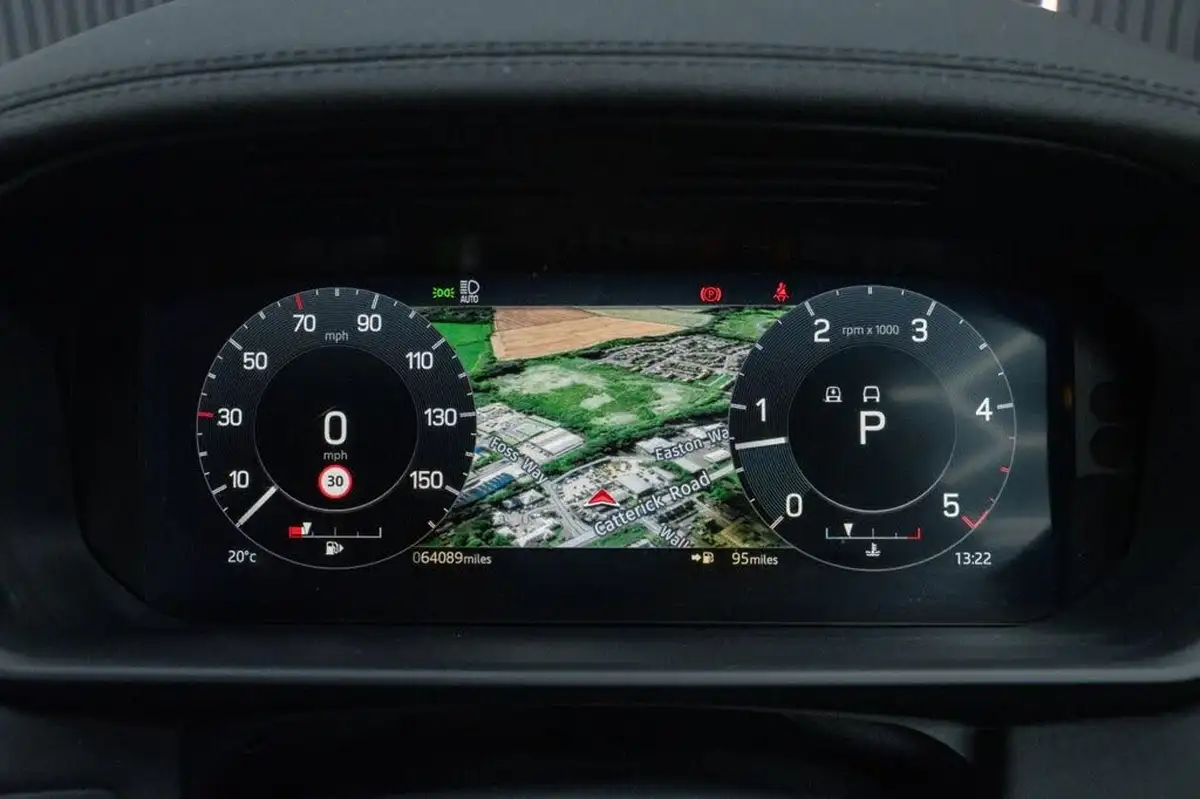 2021-land-rover-discovery-30-d300-commercial-hse-big-20