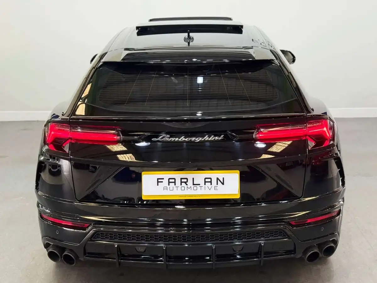 2019-lamborghini-urus-40-no-trim-big-16