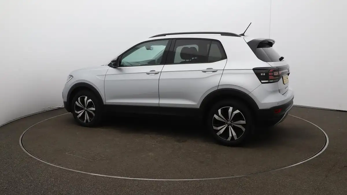 2023-volkswagen-t-cross-10-tsi-black-edition-110ps-dsg-big-46