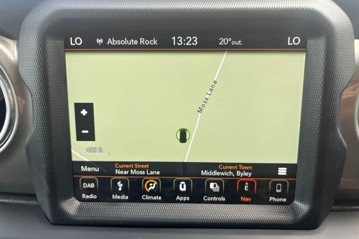 2019-jeep-wrangler-20-gme-sahara-hard-5d-big-10
