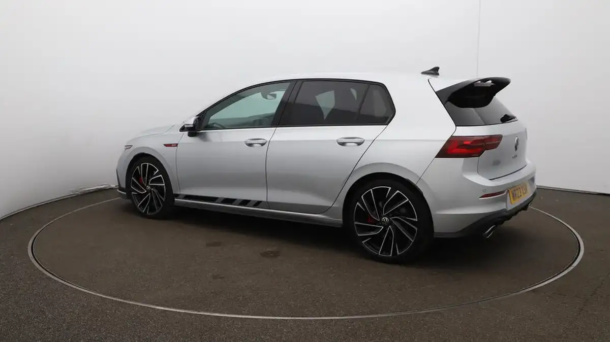 2023-volkswagen-golf-20-tsi-gti-clubsport-big-37