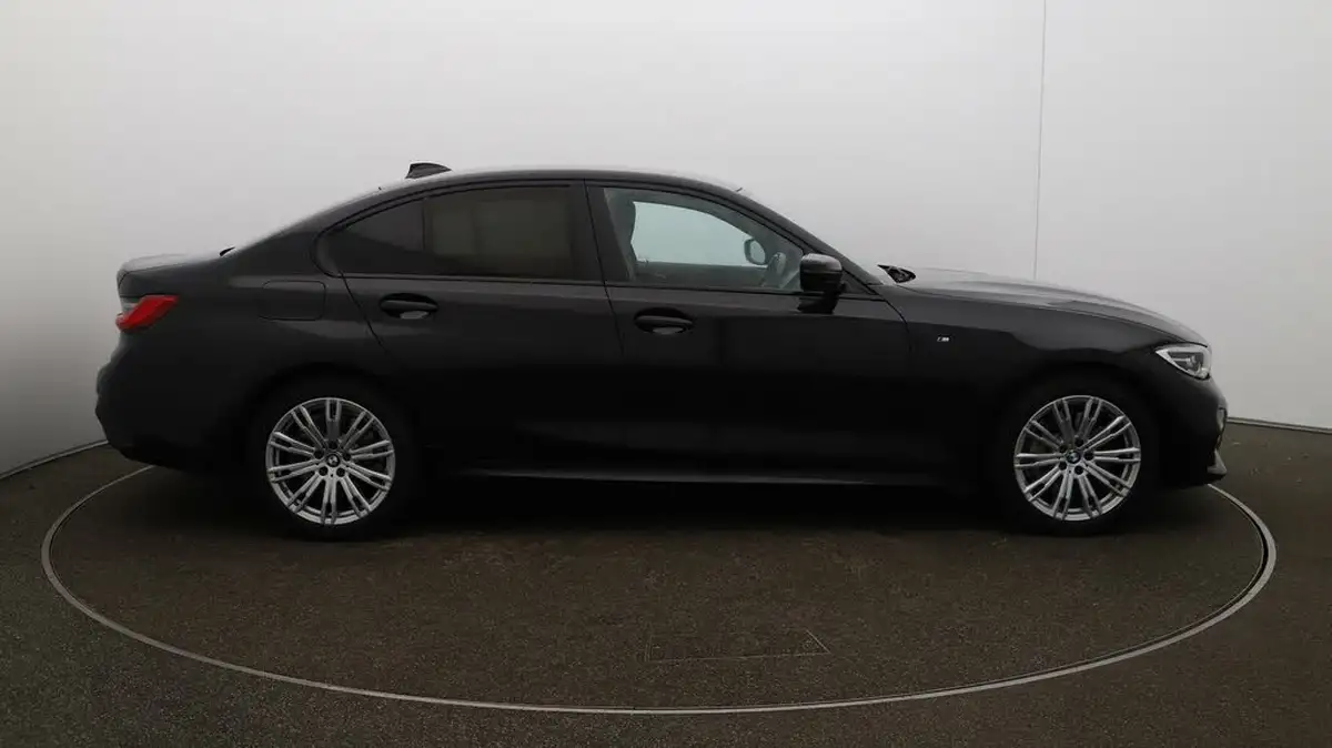 2019-bmw-3-series-20-330e-m-sport-plus-pack-big-49