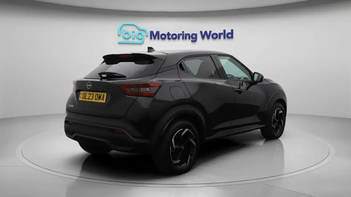 2023-nissan-juke-10-dig-t-n-connecta-big-7