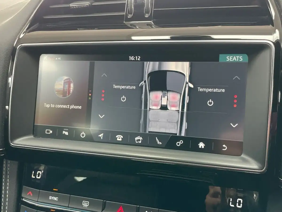 2019-jaguar-f-pace-20-i4d-r-sport-180ps-auto-big-39