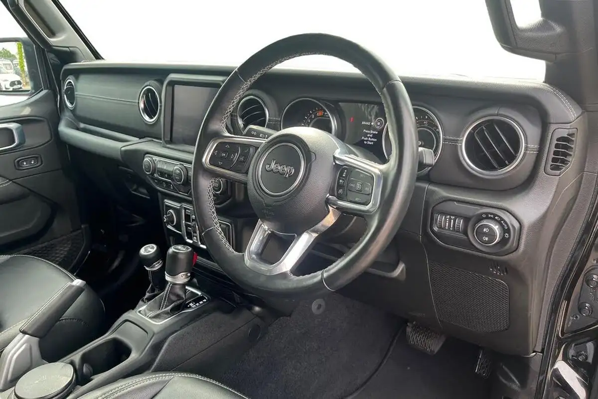 2022-jeep-wrangler-20-gme-overland-5d-big-5