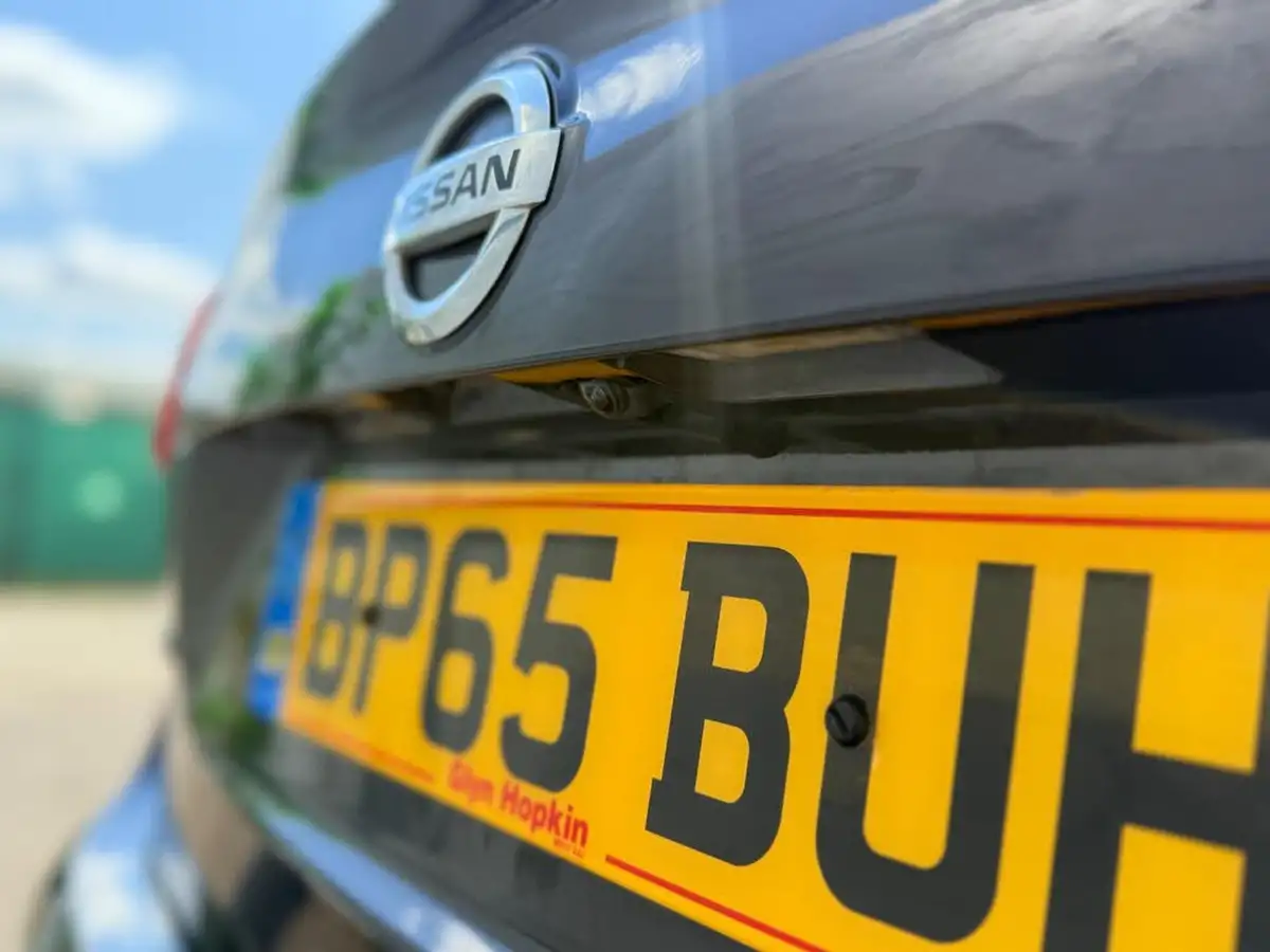 2016-nissan-qashqai-12-n-tec-xtronic-cvt-big-40