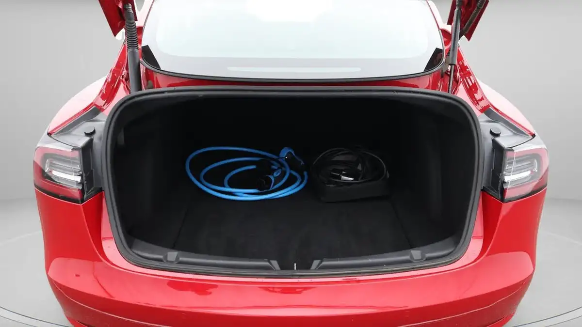 2021-tesla-model-3-e-long-range-4x4-big-17