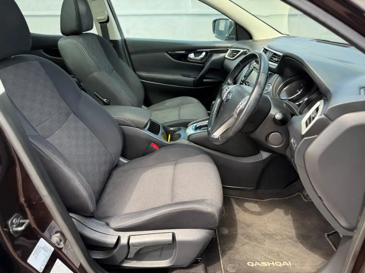 2016-nissan-qashqai-12-n-tec-xtronic-cvt-big-16