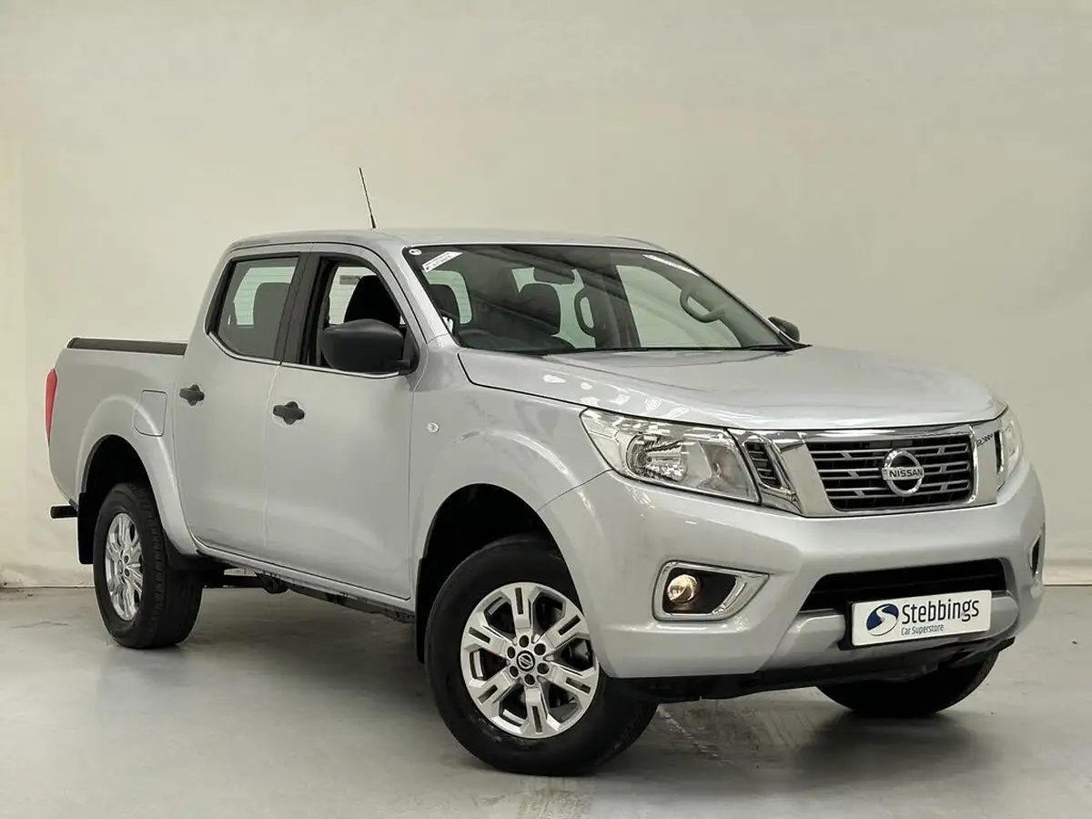 2021-nissan-navara-23dci-tt-acenta-double-big-0