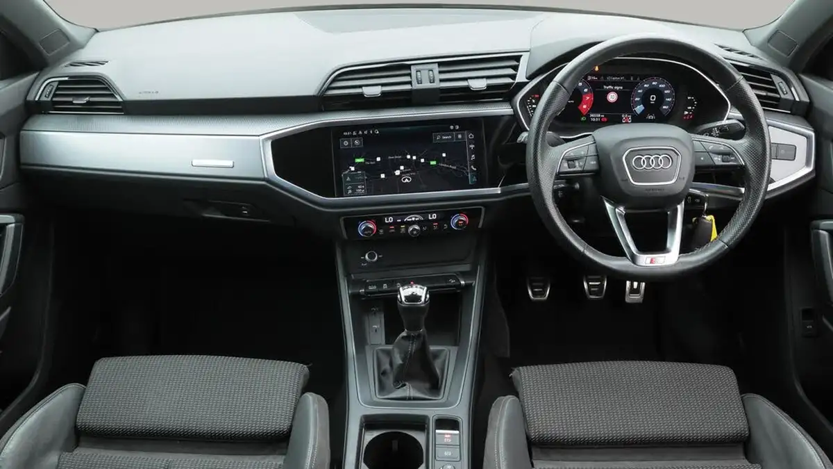 2022-audi-q3-15-35-tfsi-s-line-cod-sportback-big-13
