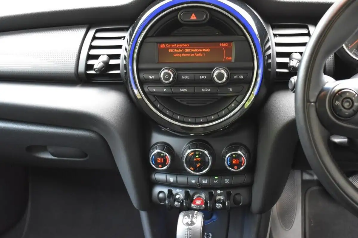 2014-mini-cooper-15-cooper-3d-auto-big-7