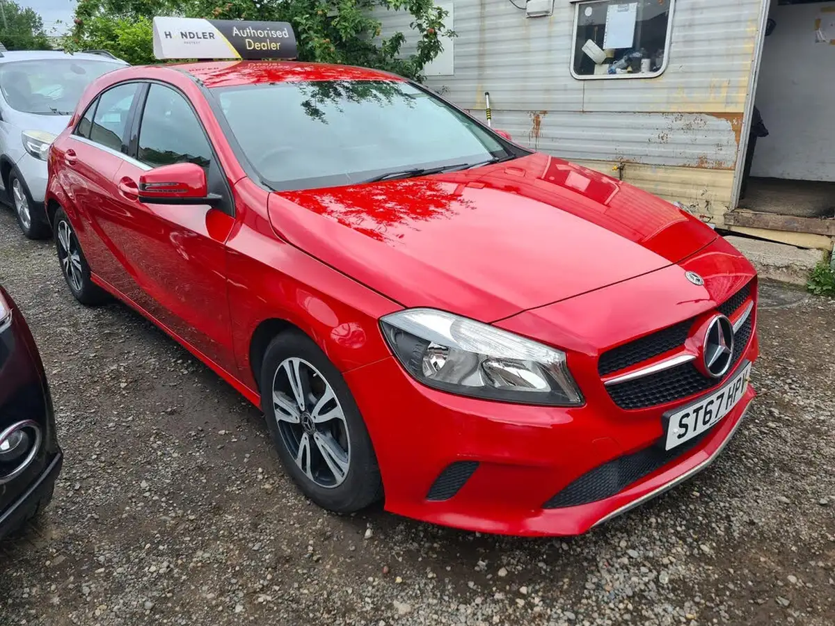 2017-mercedes-benz-a-class-15d-a180d-se-ss-big-0