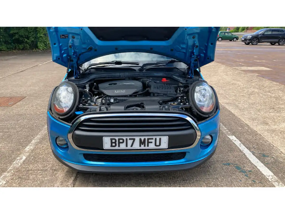 2017-mini-cooper-12-one-3d-big-7