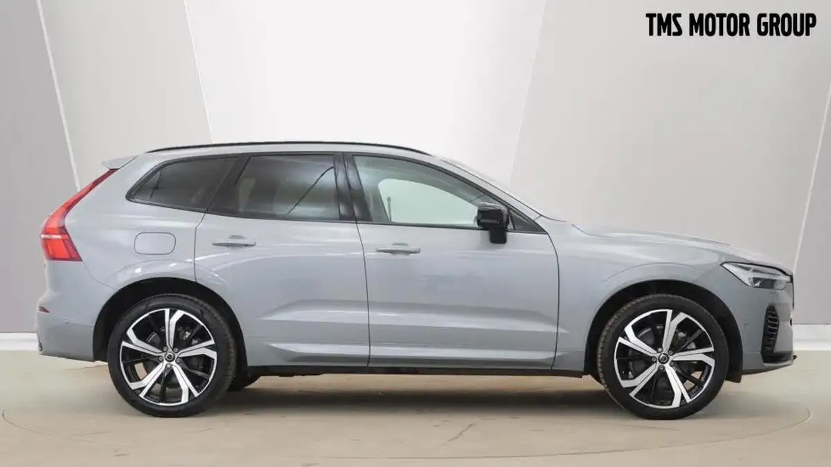 2024-volvo-xc60-20-t8-ultimate-dark-big-1