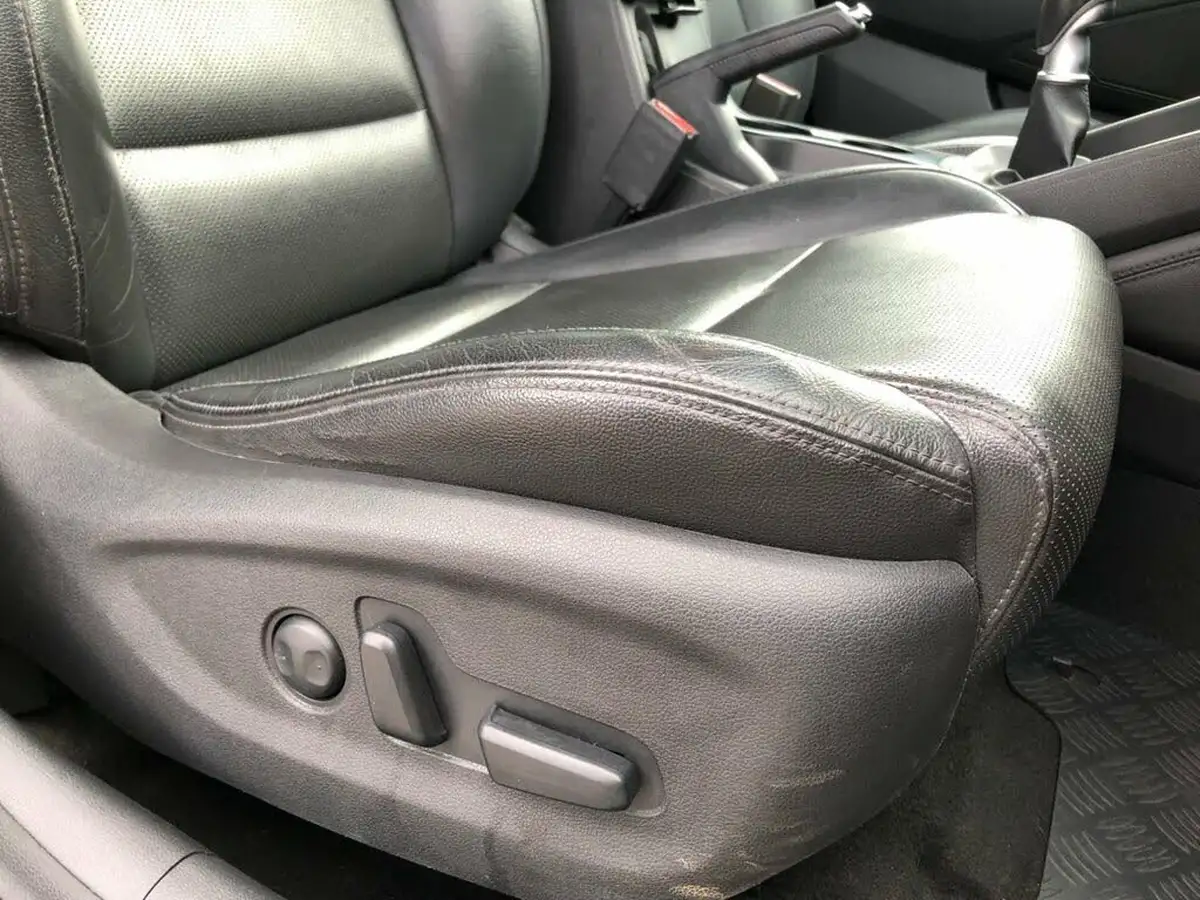 2015-hyundai-tucson-20crdi-premium-136ps-big-18