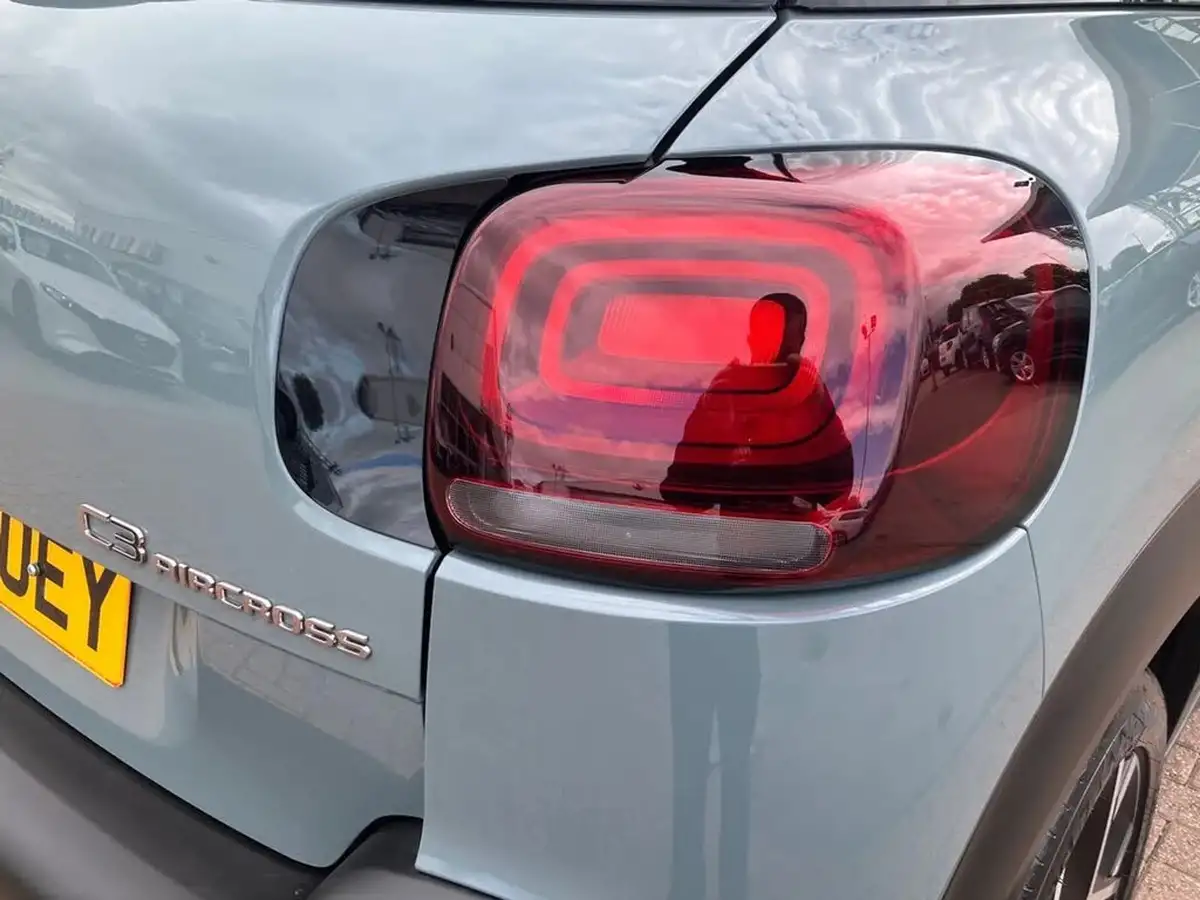 2023-citroen-c3-aircross-12-puretech-shine-plus-130ps-eat6-big-23