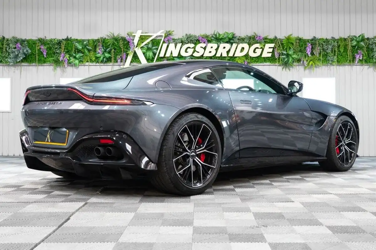 2022-aston-martin-vantage-40-v8-vantage-coupe-auto-big-4