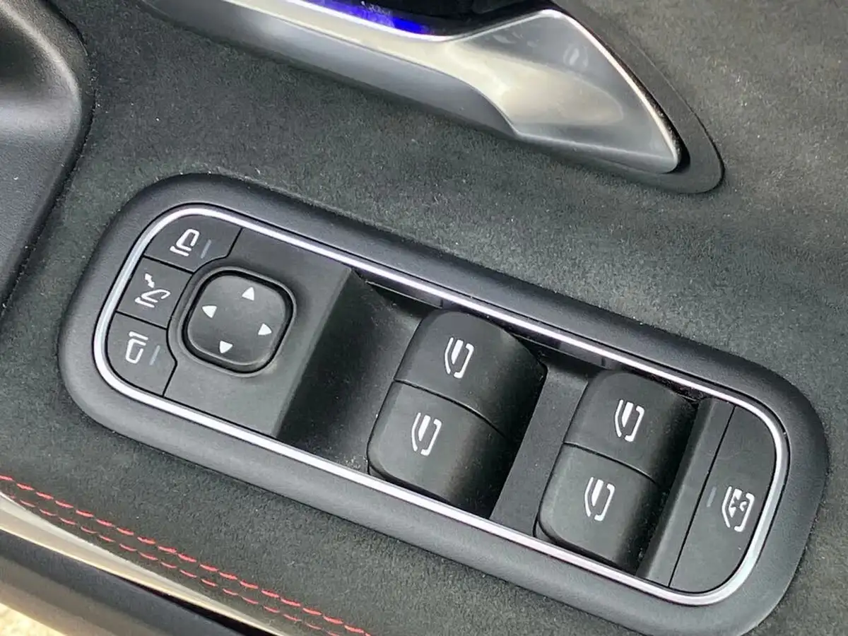 2020-mercedes-benz-a-class-13-a200-amg-line-premium-hatchback-5d-7g-dct-big-20