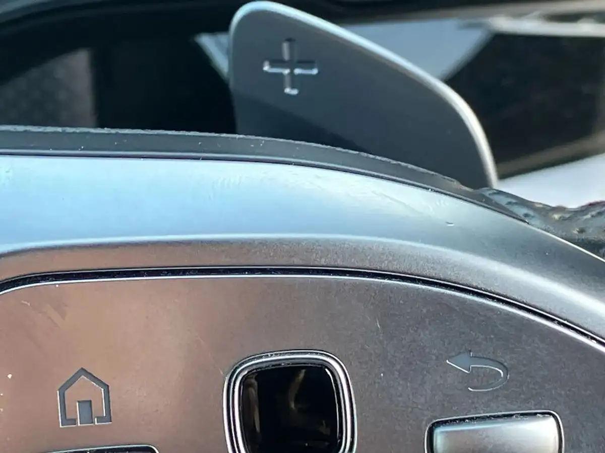 2020-mercedes-benz-a-class-13-a200-amg-line-premium-hatchback-5d-7g-dct-big-44